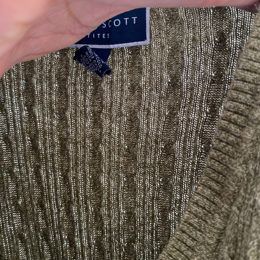 Karen Scott petite warm olive knit v-neck sweater - Picture 9 of 17
